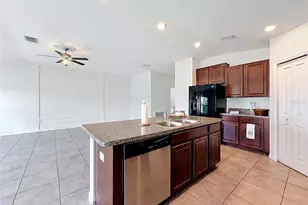1801 Broad Winged Hawk Dr, Ruskin, FL 33570 - Photo 19