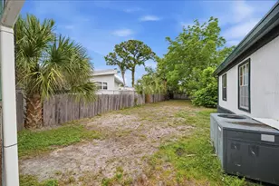 11129 Pine Tree Ln, Port Richey, FL 34668 - Photo 21