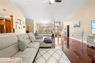 14207 Cornewall Ln, Spring Hill, FL 34609 - Photo 9