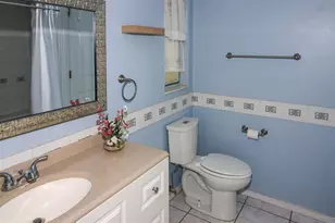 582 Ridgewood St NW, Port Charlotte, FL 33952 - Photo 23