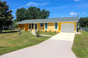 582 Ridgewood St NW, Port Charlotte, FL 33952 - Photo 1