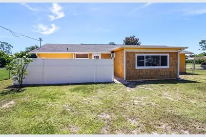 582 Ridgewood Street NW, Port Charlotte, FL 33952 - Photo 33