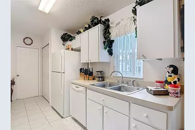 11034 Cranston Street, Spring Hill, FL 34608 - Photo 15