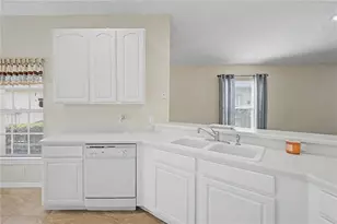 11148 Heathrow Ave, Spring Hill, FL 34609 - Photo 13
