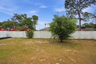 11286 Roland St, Spring Hill, FL 34609 - Photo 41