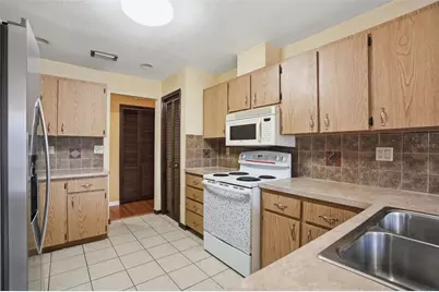 11286 Roland Street, Spring Hill, FL 34609 - Photo 17