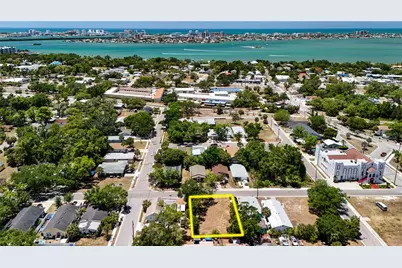 1405 Pennsylvania Avenue, Clearwater, FL 33755 - Photo 9
