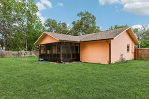 232 Cavalier Ave, Spring Hill, FL 34606 - Photo 9