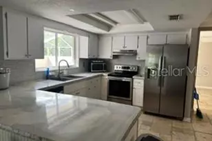 10116 Vancouver Rd, Spring Hill, FL 34608 - Photo 9