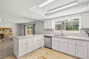 10116 Vancouver Rd, Spring Hill, FL 34608 - Photo 15