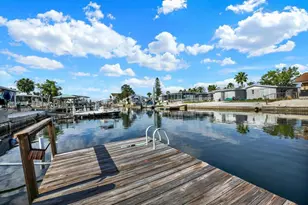 13605 Garris Dr, Hudson, FL 34667 - Photo 7
