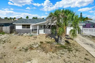 13605 Garris Dr, Hudson, FL 34667 - Photo 33