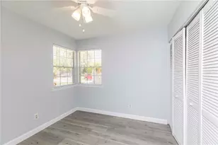 327 Phlox Dr, Palm Harbor, FL 34684 - Photo 15