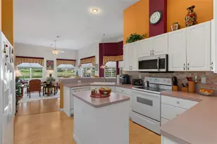 10081 Georgetown Ct, Weeki Wachee, FL 34613 - Photo 21