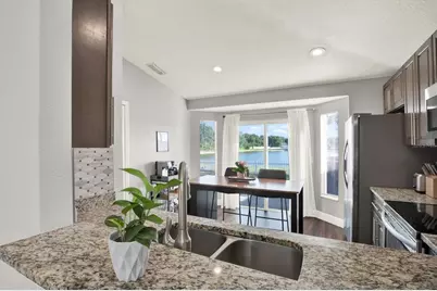 8035 Canterbury Lake Boulevard, Tampa, FL 33619 - Photo 5