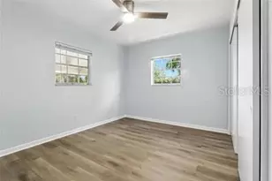 2510 Lake Ellen Dr, Tampa, FL 33618 - Photo 27