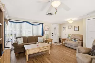 9105 Chantilly Ln, Port Richey, FL 34668 - Photo 11
