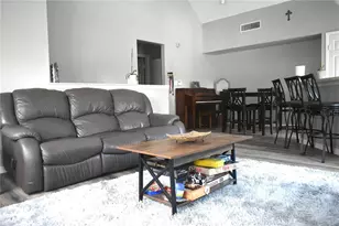 9078 Lake Chase Island Way, Tampa, FL 33626 - Photo 9