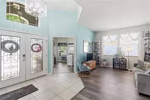 8642 Tenbridge Way, New Port Richey, FL 34654 - Photo 9