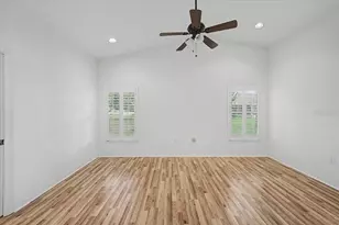 366 Barrington Ct, Spring Hill, FL 34609 - Photo 23