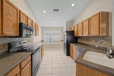 366 Barrington Court, Spring Hill, FL 34609 - Photo 19