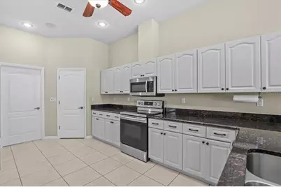 9037 Penelope Drive, Weeki Wachee, FL 34613 - Photo 17