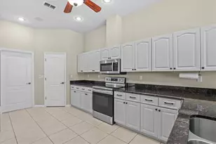9037 Penelope Dr, Weeki Wachee, FL 34613 - Photo 17