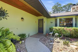 9032 Birmingham Ave, Weeki Wachee, FL 34613 - Photo 15