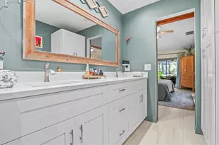9032 Birmingham Ave, Weeki Wachee, FL 34613 - Photo 33