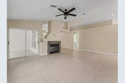 10439 Casa Grande Circle, Spring Hill, FL 34608 - Photo 7