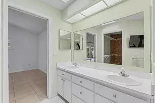10439 Casa Grande Cir, Spring Hill, FL 34608 - Photo 19