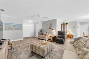 2488 Whispering Pines Ct, Spring Hill, FL 34606 - Photo 5