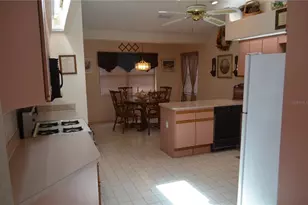 9429 Cobbler Ct, Weeki Wachee, FL 34613 - Photo 7
