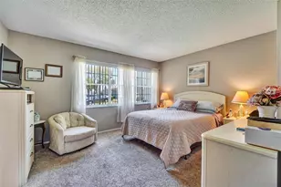 11530 San Remo Ct, Port Richey, FL 34668 - Photo 15