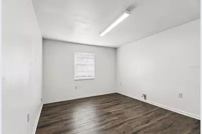 855 E Brandon Boulevard, Brandon, FL 33511 - Photo 11