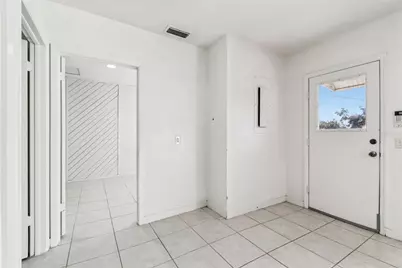 855 E Brandon Boulevard, Brandon, FL 33511 - Photo 13
