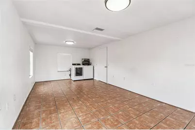 855 E Brandon Boulevard, Brandon, FL 33511 - Photo 7