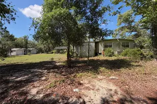 18054 Manteno Dr, Spring Hill, FL 34610 - Photo 7
