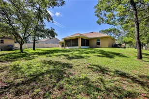 11213 Flock Ave, Weeki Wachee, FL 34613 - Photo 45