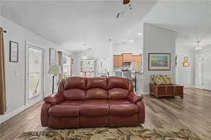 11213 Flock Ave, Weeki Wachee, FL 34613 - Photo 15