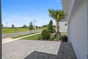 948 Club Cresswind Dr, Lady Lake, FL 32159 - Photo 3
