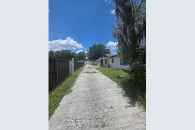 12521 Pittsfield Avenue, Tampa, FL 33624 - Photo 3