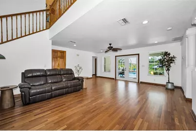 11046 Lakeview Drive, New Port Richey, FL 34654 - Photo 9