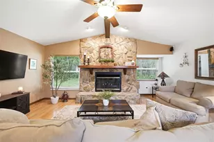 5227 Suwannee Rd, Weeki Wachee, FL 34607 - Photo 13