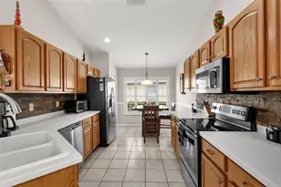 11422 Inman Ct, Spring Hill, FL 34609 - Photo 11