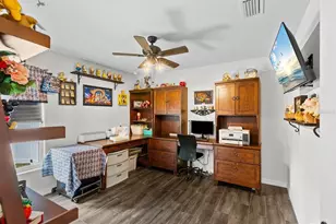 11051 Mirage Ave, Weeki Wachee, FL 34614 - Photo 17