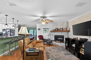 12293 Wolf Den Rd, Weeki Wachee, FL 34614 - Photo 7