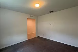 30596 Thunderbird Dr, Wesley Chapel, FL 33545 - Photo 15