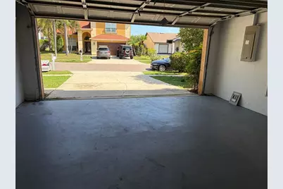 11516 Whispering Hollow Drive, Tampa, FL 33635 - Photo 15