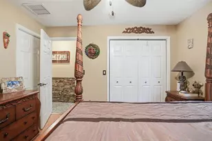 24050 Winding Creek Dr, Brooksville, FL 34601 - Photo 17